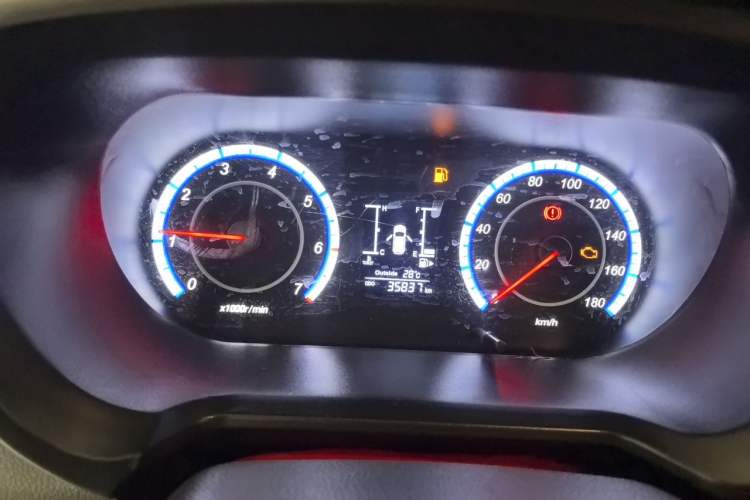 Used CHANGAN KAICHENG Ounuo S 2019 1.5L Ouno S Standard Model China VI JL473QG Instrument Cluster