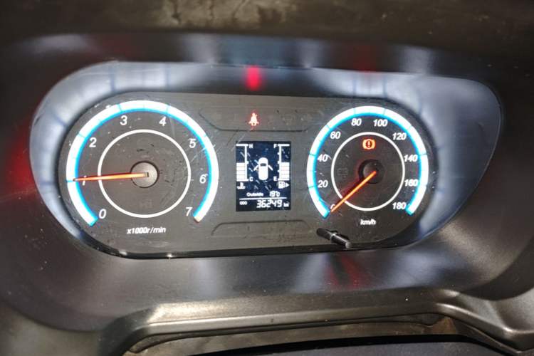 Used CHANGAN KAICHENG Ounuo S 2019 1.5L Ouno S Standard Model China VI JL473QG Instrument Cluster