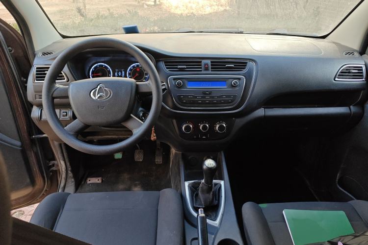 Used CHANGAN KAICHENG Ounuo S 2019 1.5L Ouno S Standard Model China VI JL473QG Interior 2