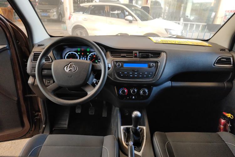 Used CHANGAN KAICHENG Ounuo S 2019 1.5L Ouno S Economy Model JL473QG Interior 2