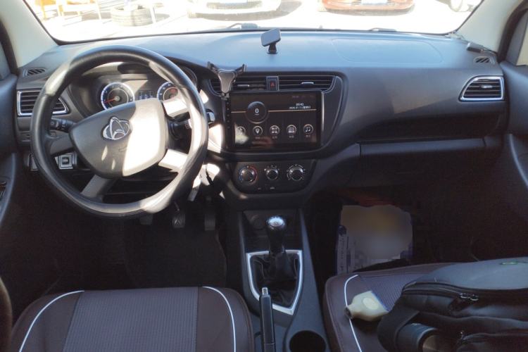 Used CHANGAN KAICHENG Ounuo S 2019 1.5L Ouno S Economy 5-Seat JL473QG Interior 2