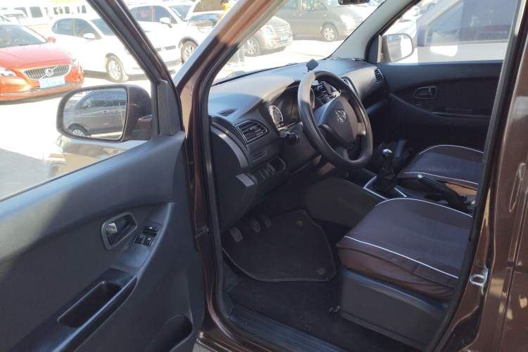 Used CHANGAN KAICHENG Ounuo S 2019 1.5L Ouno S Economy 5-Seat JL473QG Interior 3