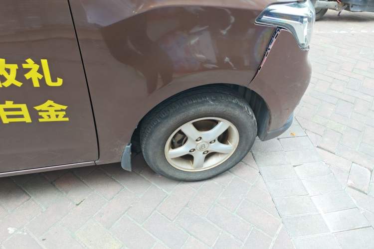Used CHANGAN KAICHENG Ounuo S 2019 1.5L Ouno S Economy 7-Seater JL473QG Right Front Wheel Hub