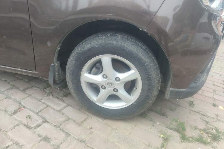 Used CHANGAN KAICHENG Ounuo S 2019 1.5L Ouno S Standard Model China VI JL473QG Right Front Wheel Hub