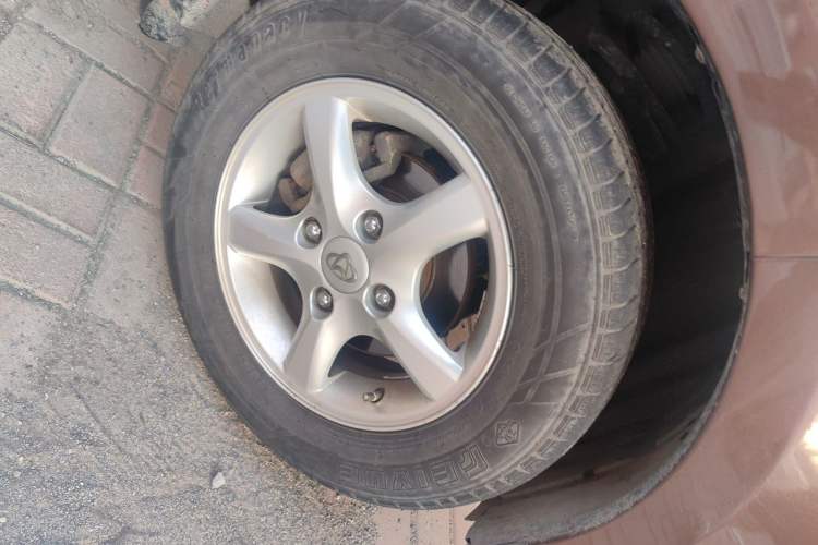 Used CHANGAN KAICHENG Ounuo S 2019 1.5L Ouno S Economy 5-Seat JL473QG Right Front Wheel Hub