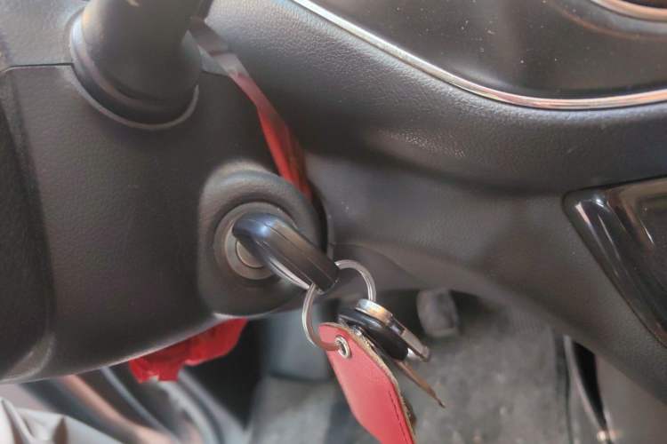 Used CHANGAN KAICHENG Ounuo S 2019 1.5L Ouno S Economy 5-Seat JL473QG Vehicle Key