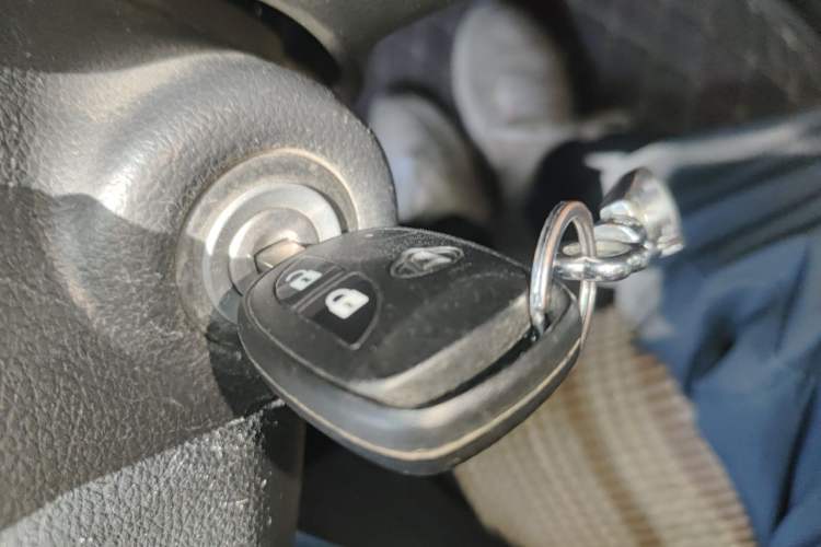 Used CHANGAN KAICHENG Ounuo S 2019 1.5L Ouno S Economy 7-Seater JL473QG Vehicle Key