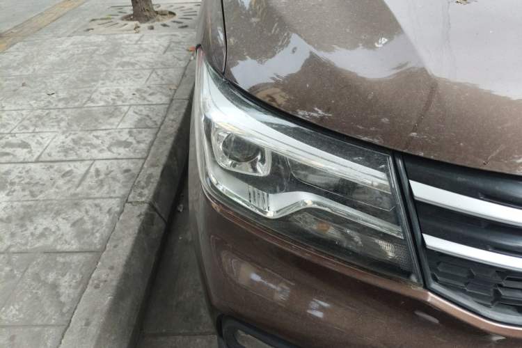 Used CHANGAN KAICHENG Ounuo S 2019 1.5L Ouno S Economy 5-Seat JL473QG Right Front Headlight