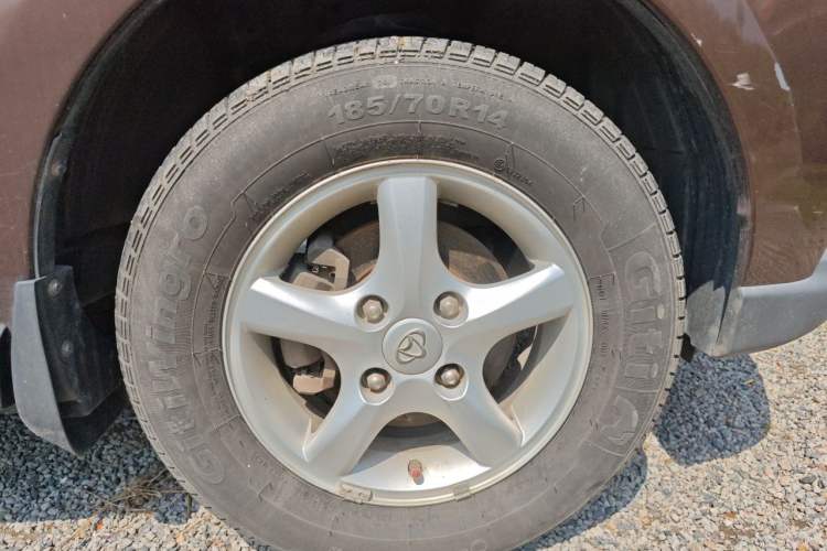 Used CHANGAN KAICHENG Ounuo S 2019 1.5L Ouno S Economy 5-Seat JL473QG Right Front Wheel Hub