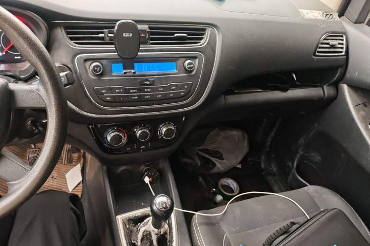 Used CHANGAN KAICHENG Ounuo S 2019 1.5L Ouno S Economy 7-Seater JL473QG Audio And AC Panel