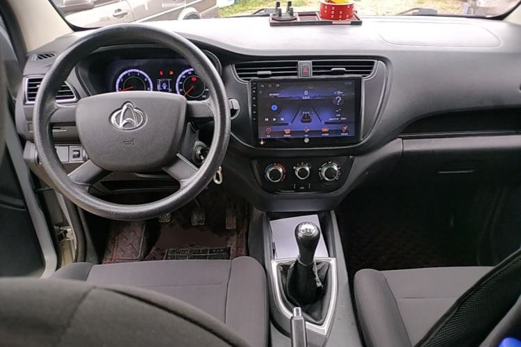 Used CHANGAN KAICHENG Ounuo S 2019 1.5L Ouno S Economy Model (Non-Air-Conditioned) China VI Standard JL473QG Center Console