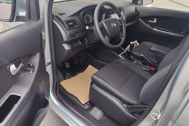 Used CHANGAN KAICHENG Ounuo S 2019 1.5L Ouno S Economy 7-Seater JL473QG Driver Seat