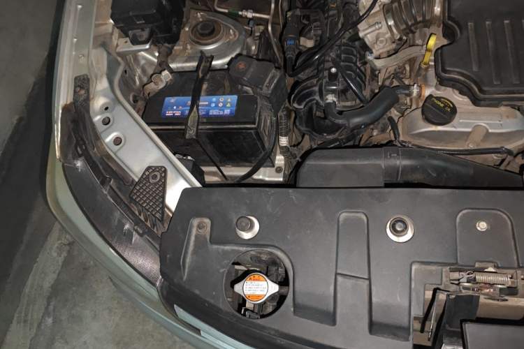 Used CHANGAN KAICHENG Ounuo S 2019 1.5L Ouno S Standard Model China VI JL473QG Engine Bay Right