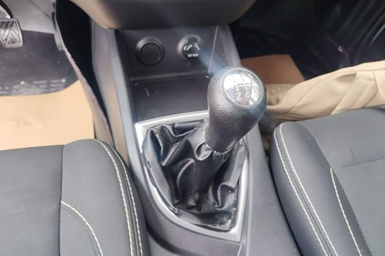 Used CHANGAN KAICHENG Ounuo S 2019 1.5L Ouno S Economy 7-Seater JL473QG Gear Lever