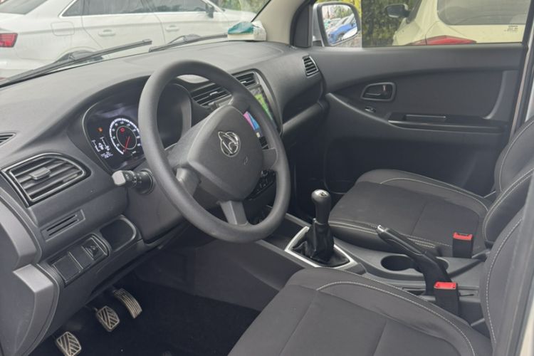 Used CHANGAN KAICHENG Ounuo S 2019 1.5L Ouno S Economy 5-Seat JL473QG Interior 2