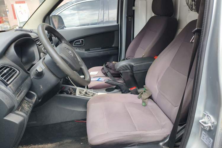 Used CHANGAN KAICHENG Ounuo S  Left Front Seat