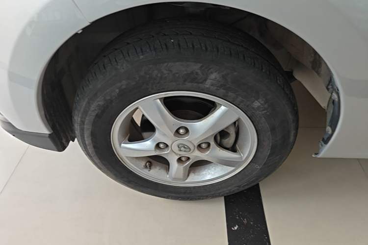 Used CHANGAN KAICHENG Ounuo S 2019 1.5L Ouno S Standard Model China VI JL473QG Left Front Wheel Hub