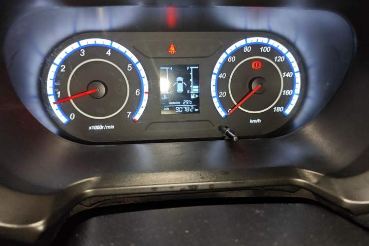 Used CHANGAN KAICHENG Ounuo S 2019 1.5L Ouno S Standard Model China VI JL473QG Odometer Close Up