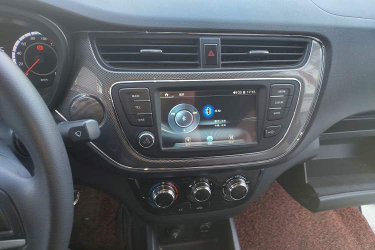 Used CHANGAN KAICHENG Ounuo S 2019 1.5L Ouno S Comfort Edition China VI Standard JL473QG Audio And AC Panel