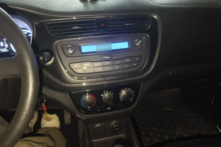 Used CHANGAN KAICHENG Ounuo S 2019 1.5L Ouno S Economy 5-Seat JL473QG Audio And AC Panel