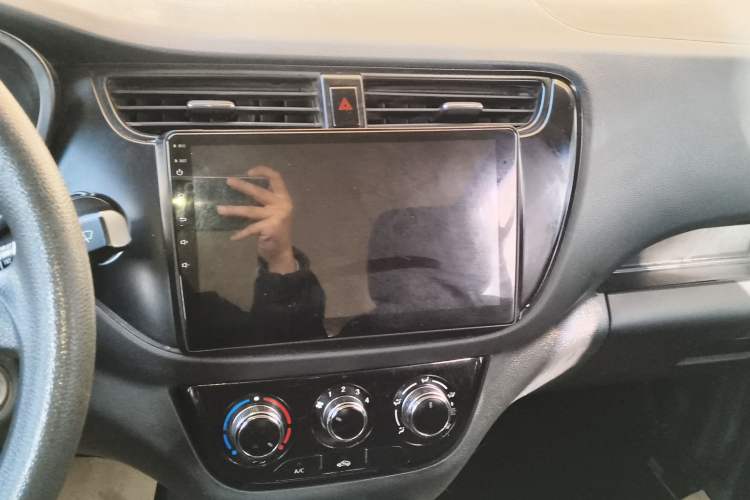 Used CHANGAN KAICHENG Ounuo S 2019 1.5L Ouno S Standard Model China VI JL473QG Audio And AC Panel