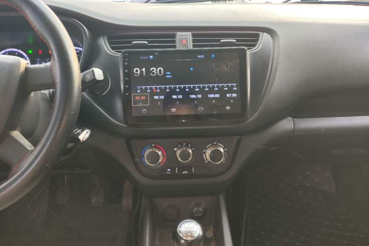 Used CHANGAN KAICHENG Ounuo S 2019 1.5L Ouno S Standard Model China VI JL473QG Audio And AC Panel
