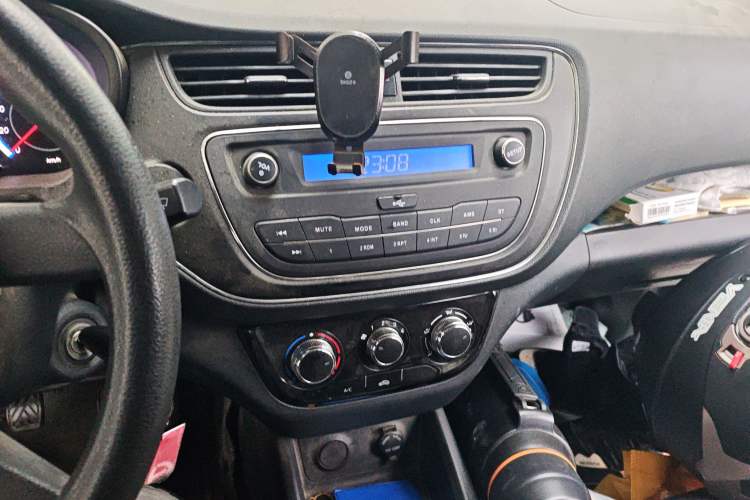 Used CHANGAN KAICHENG Ounuo S 2019 1.5L Ouno S Economy Model (Air-Conditioned) China VI Standard JL473QG Audio And AC Panel