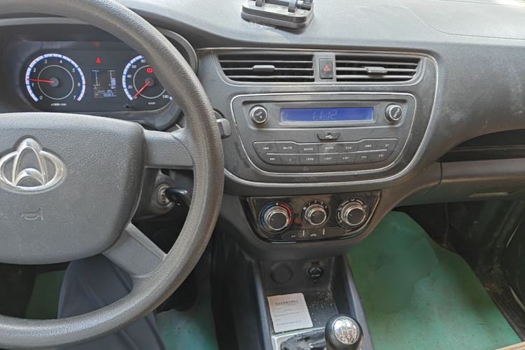 Used CHANGAN KAICHENG Ounuo S 2019 1.5L Ouno S Economy Model (Air-Conditioned) China VI Standard JL473QG Center Console