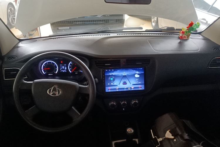 Used CHANGAN KAICHENG Ounuo S 2019 1.5L Ouno S Standard Model China VI JL473QG Center Console