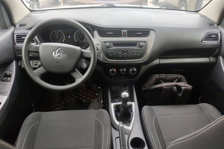 Used CHANGAN KAICHENG Ounuo S 2019 1.5L Ouno S Economy 7-Seater JL473QG Center Console