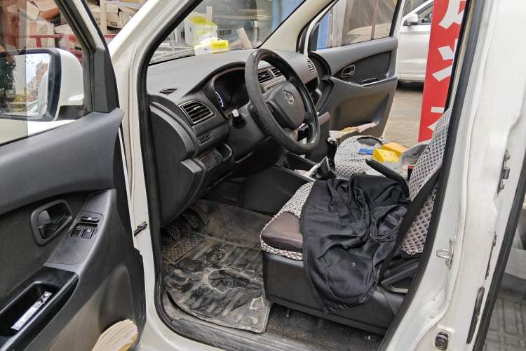 Used CHANGAN KAICHENG Ounuo S 2019 1.5L Ouno S Economy 5-Seat JL473QG Driver Seat