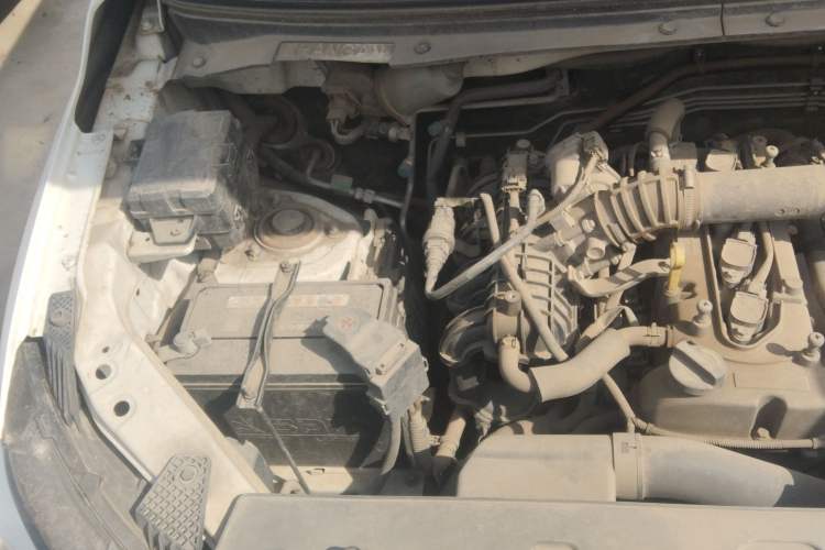 Used CHANGAN KAICHENG Ounuo S 2019 1.5L Ouno S Standard Model China VI JL473QG Engine Bay Right