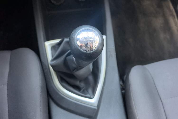 Used CHANGAN KAICHENG Ounuo S 2019 1.5L Ouno S Standard Model China VI JL473QG Gear Lever