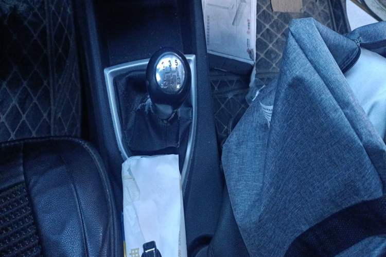 Used CHANGAN KAICHENG Ounuo S 2019 1.5L Ouno S Economy 5-Seat JL473QG Gear Lever