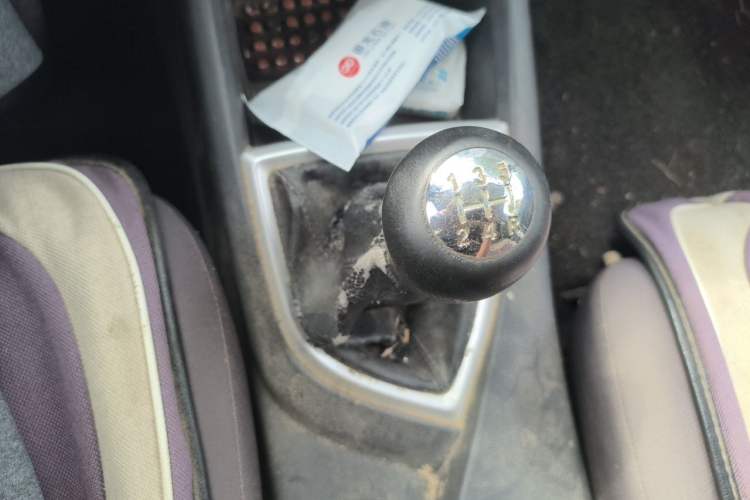 Used CHANGAN KAICHENG Ounuo S 2019 1.5L Ouno S Standard Model China VI JL473QG Gear Lever