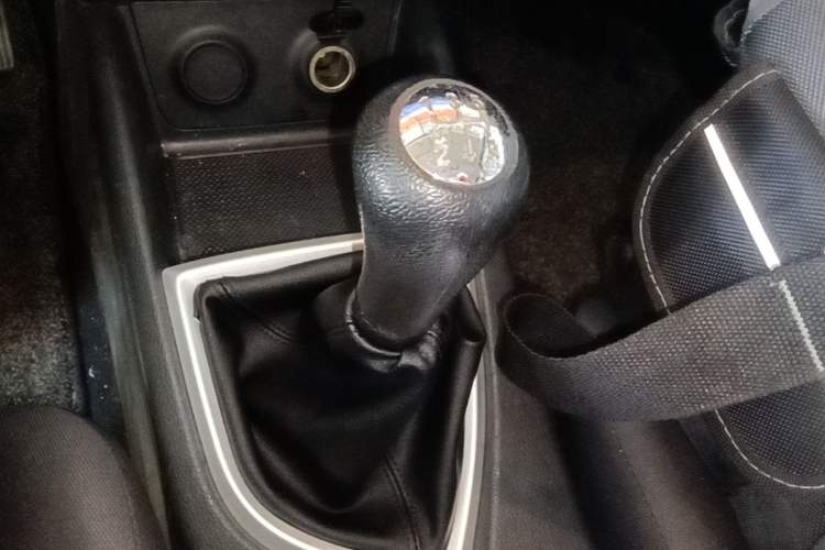 Used CHANGAN KAICHENG Ounuo S 2019 1.5L Ouno S Standard Model China VI JL473QG Gear Lever