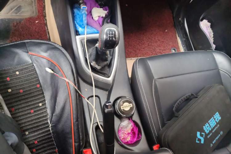 Used CHANGAN KAICHENG Ounuo S 2019 1.5L Ouno S Comfort Edition China VI Standard JL473QG Gear Lever