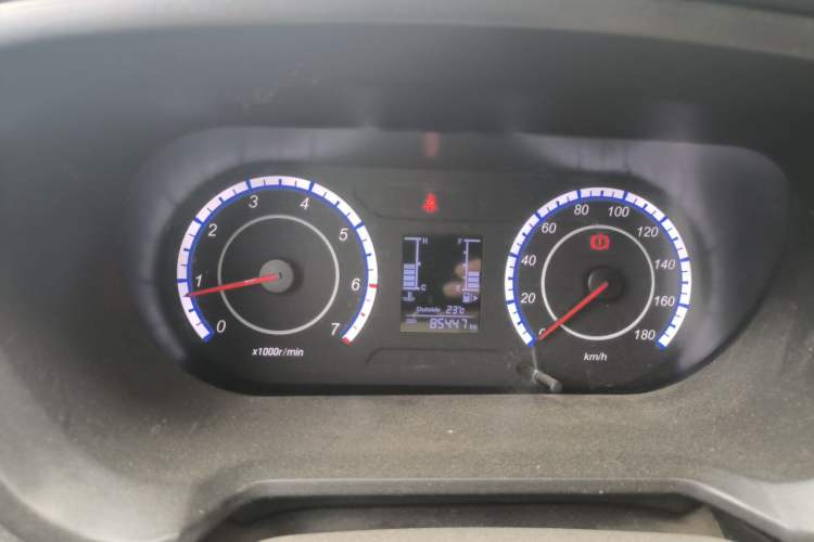 Used CHANGAN KAICHENG Ounuo S 2019 1.5L Ouno S Standard Model China VI JL473QG Instrument Cluster