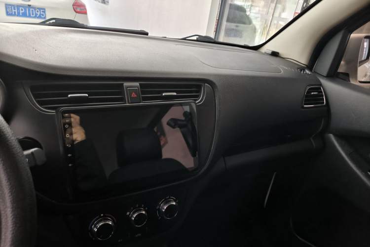Used CHANGAN KAICHENG Ounuo S 2019 1.5L Ouno S Standard Model China VI JL473QG Interior 2