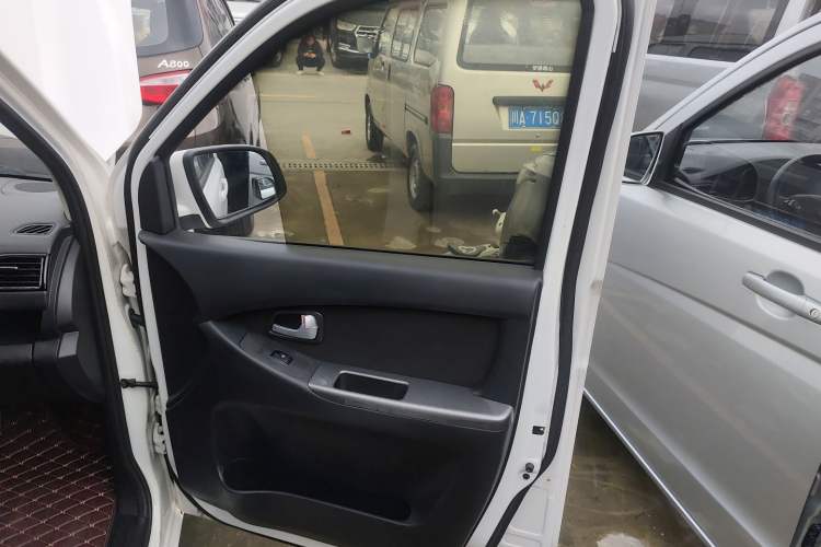 Used CHANGAN KAICHENG Ounuo S 2019 1.5L Ouno S Economy 7-Seater JL473QG Interior 2
