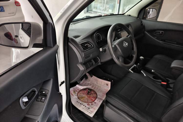 Used CHANGAN KAICHENG Ounuo S 2019 1.5L Ouno S Standard Model China VI JL473QG Interior 4