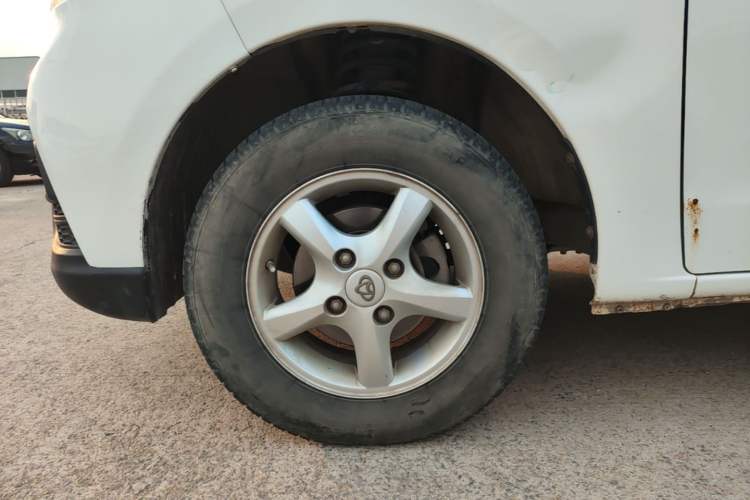 Used CHANGAN KAICHENG Ounuo S 2019 1.5L Ouno S Standard Model China VI JL473QG Left Front Wheel Hub
