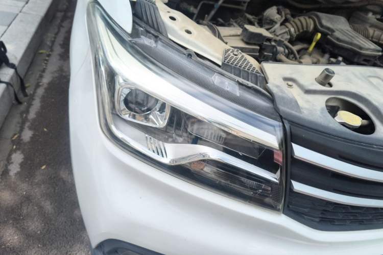 Used CHANGAN KAICHENG Ounuo S 2019 1.5L Ouno S Standard Model China VI JL473QG Right Front Headlight
