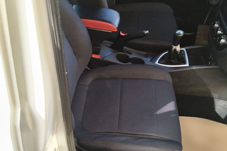 Used CHANGAN KAICHENG Ounuo S 2019 1.5L Ouno S Standard Model China VI JL473QG Right Front Seat