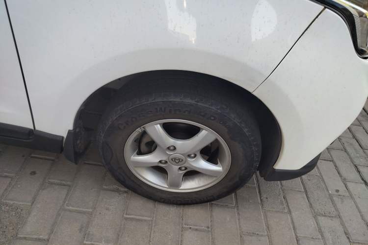 Used CHANGAN KAICHENG Ounuo S 2019 1.5L Ouno S Comfort Edition China VI Standard JL473QG Right Front Wheel Hub
