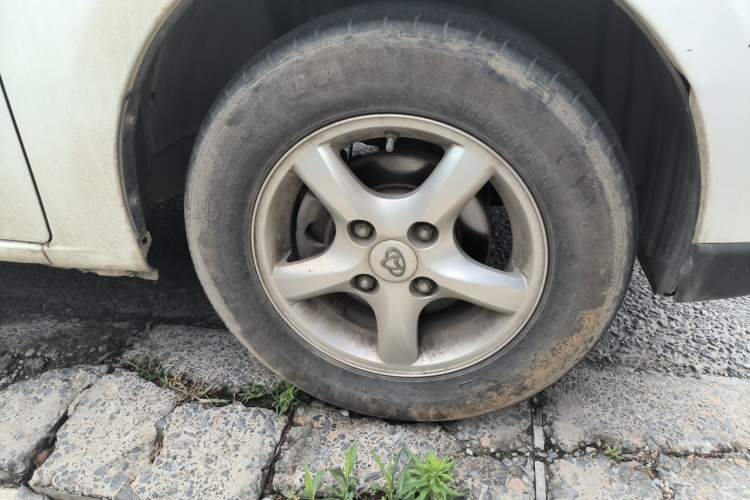 Used CHANGAN KAICHENG Ounuo S 2019 1.5L Ouno S Standard Model China VI JL473QG Right Front Wheel Hub