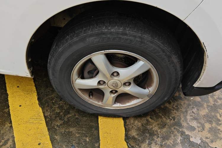 Used CHANGAN KAICHENG Ounuo S 2019 1.5L Ouno S Economy 5-Seat JL473QG Right Front Wheel Hub