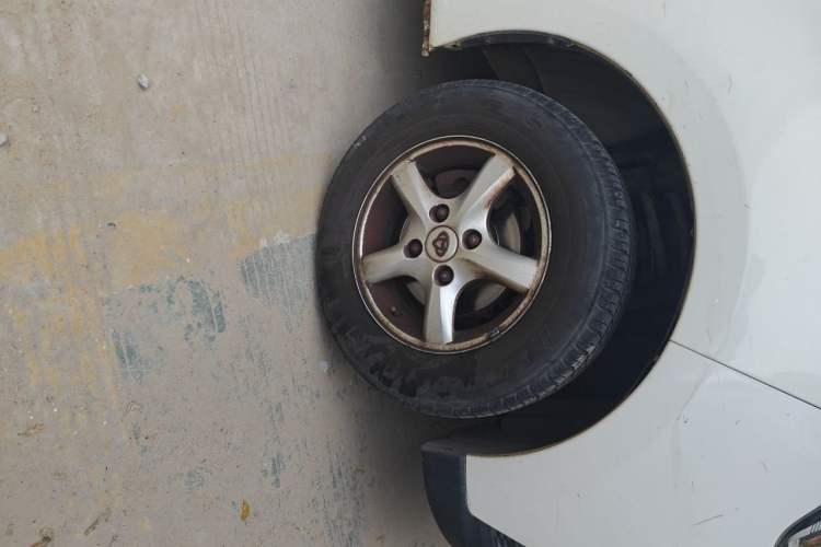 Used CHANGAN KAICHENG Ounuo S 2019 1.5L Ouno S Economy 5-Seat JL473QG Right Front Wheel Hub