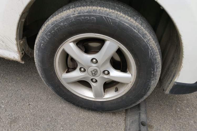 Used CHANGAN KAICHENG Ounuo S 2019 1.5L Ouno S Economy Model JL473QG Right Front Wheel Hub