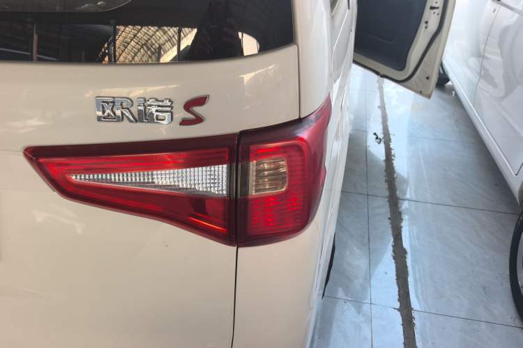 Used CHANGAN KAICHENG Ounuo S 2019 1.5L Ouno S Standard Model China VI JL473QG Right Rear Taillight